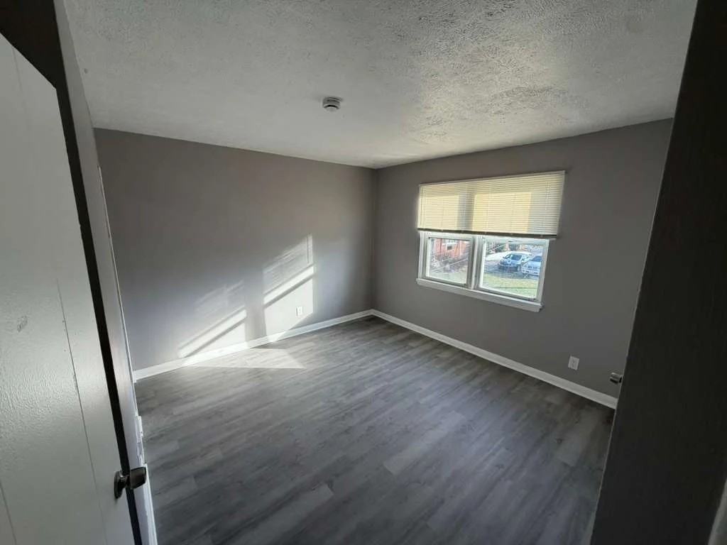 1500 Luxor Rd East Cleveland, Oh 44118, Usa #206 - Photo 3 of 11