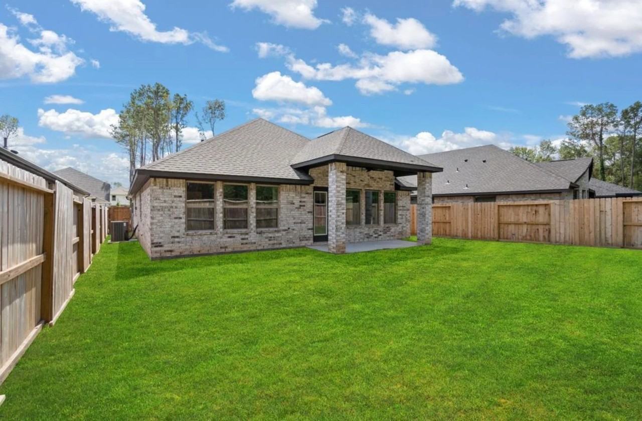 8463 International Falls Dr - Photo 4 of 20