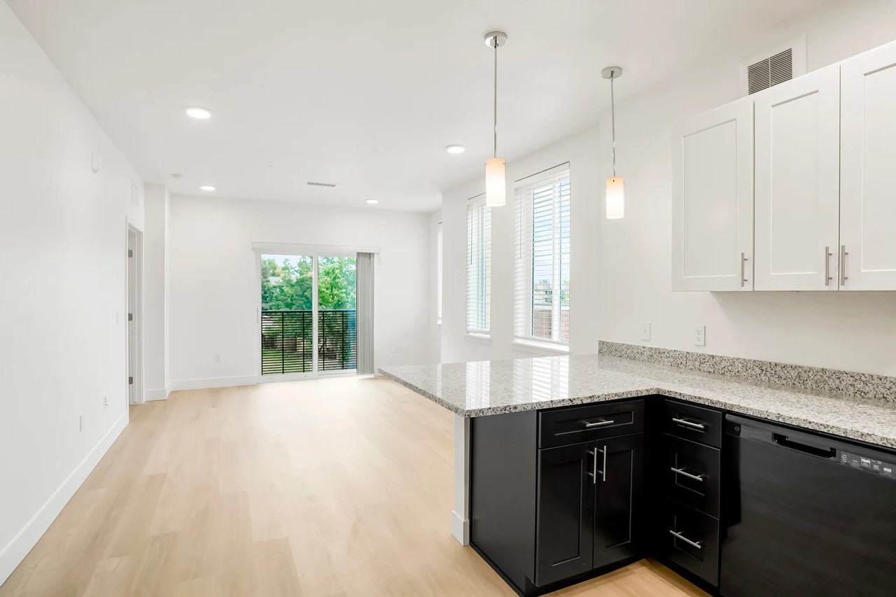 2950 Hawthorn Ave #204-6 - Photo 2 of 8