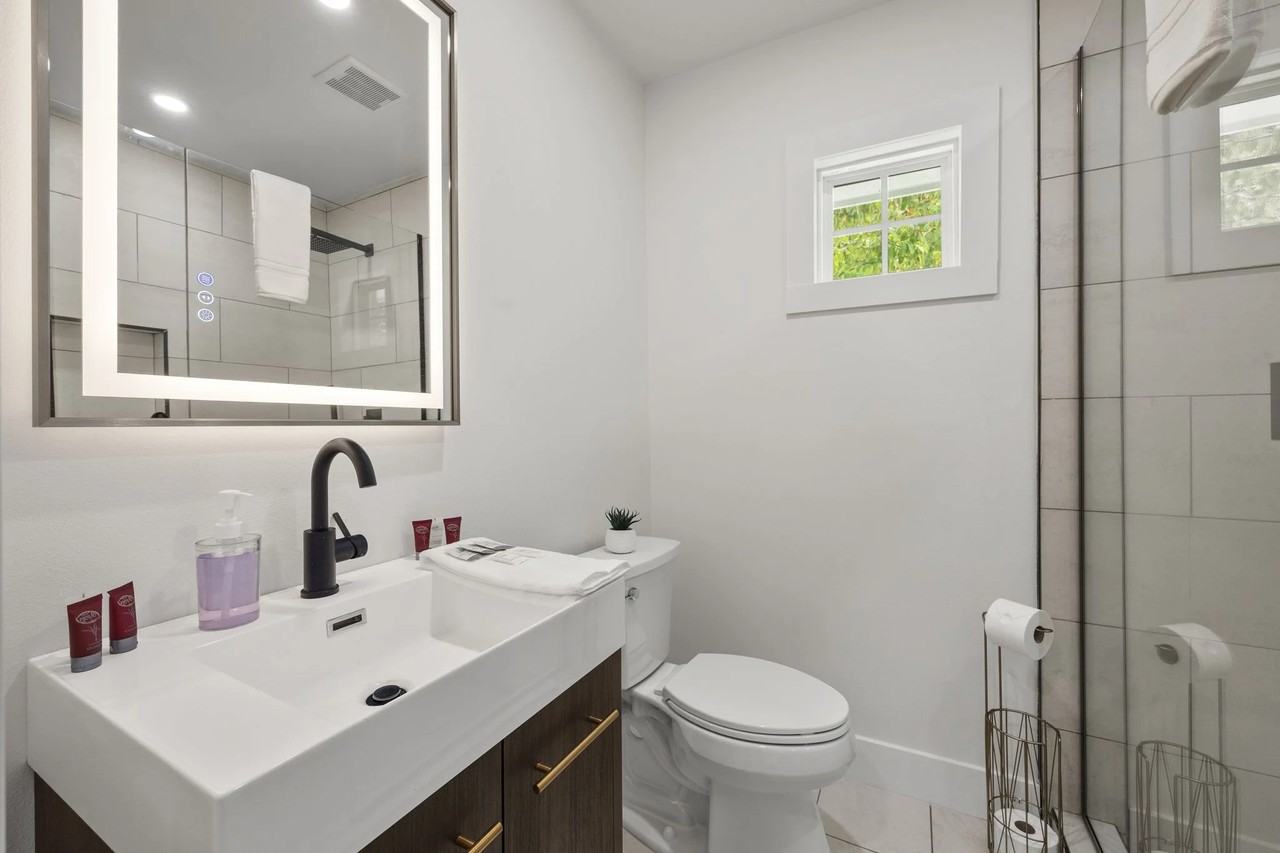 1603 Ezra Church Dr Nw - Photo 7 of 20