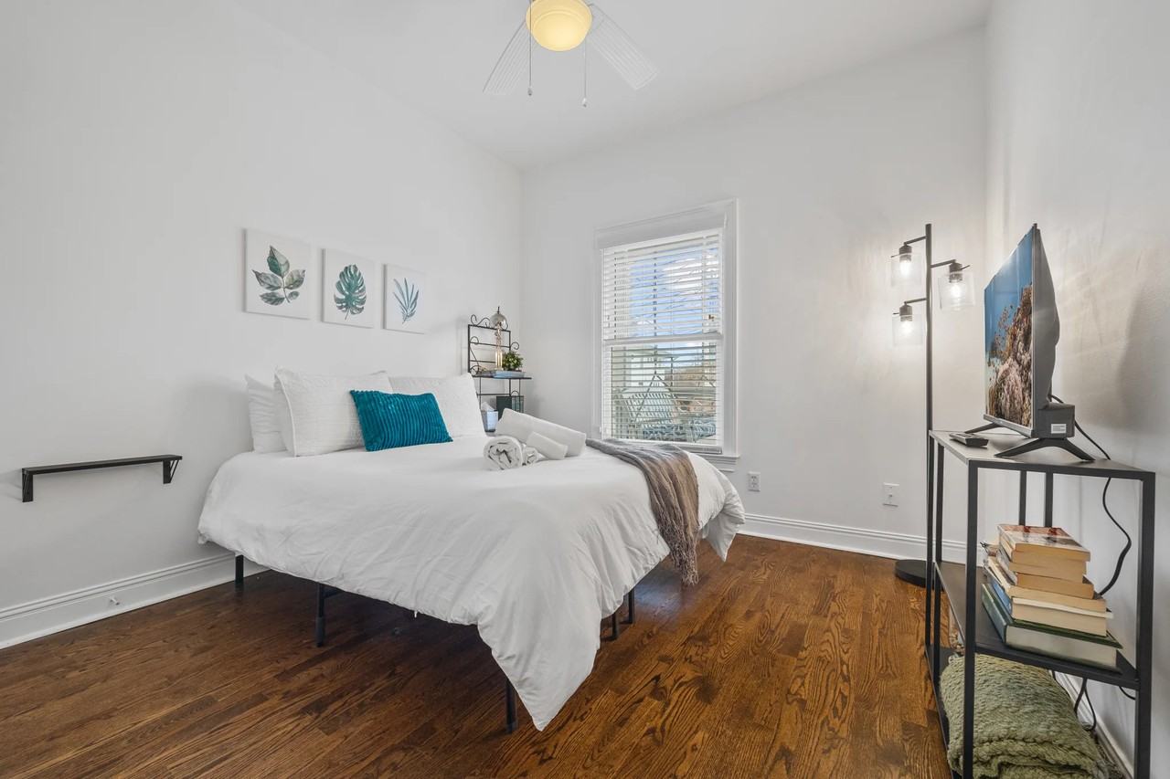 144 Holiday Ave Ne - Photo 5 of 19