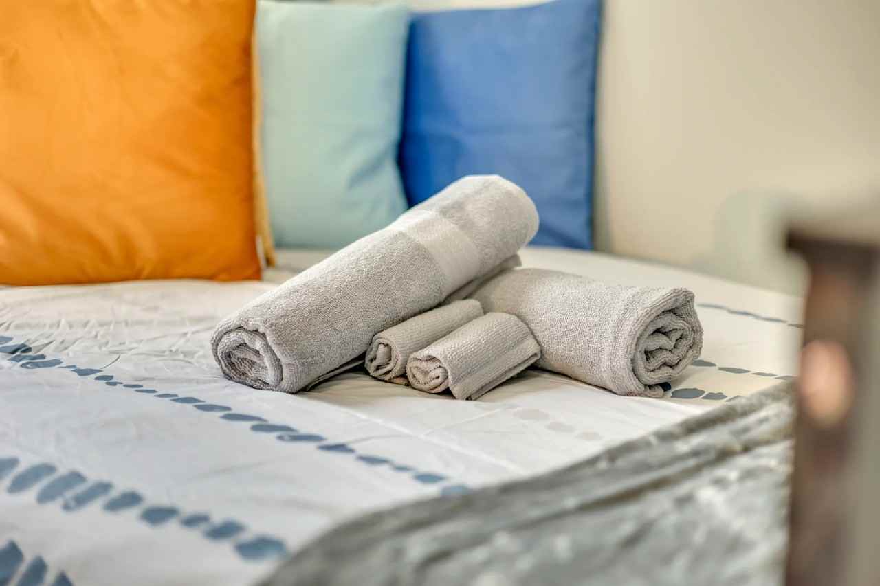 8802 Long Beach Cir - Photo 3 of 17