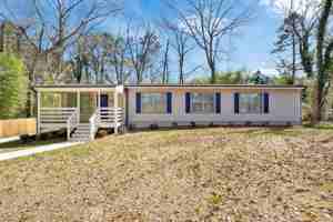 featured image of 764 Mary Ln