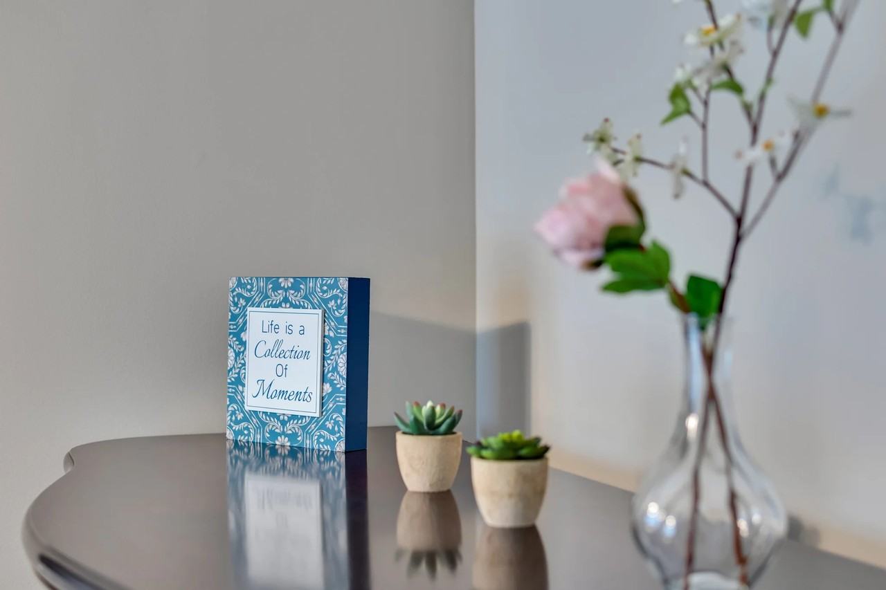 764 Mary Ln - Photo 4 of 19