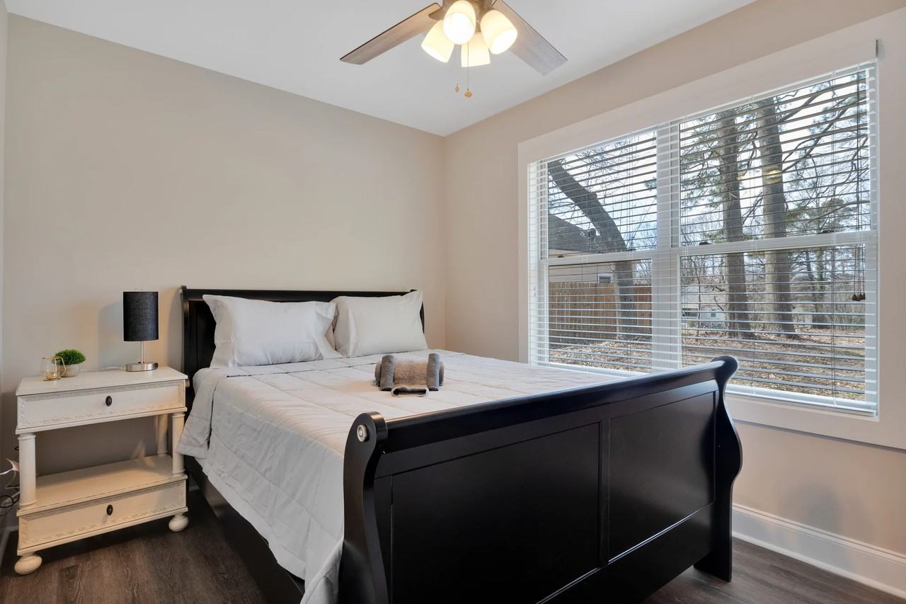 764 Mary Ln - Photo 5 of 19