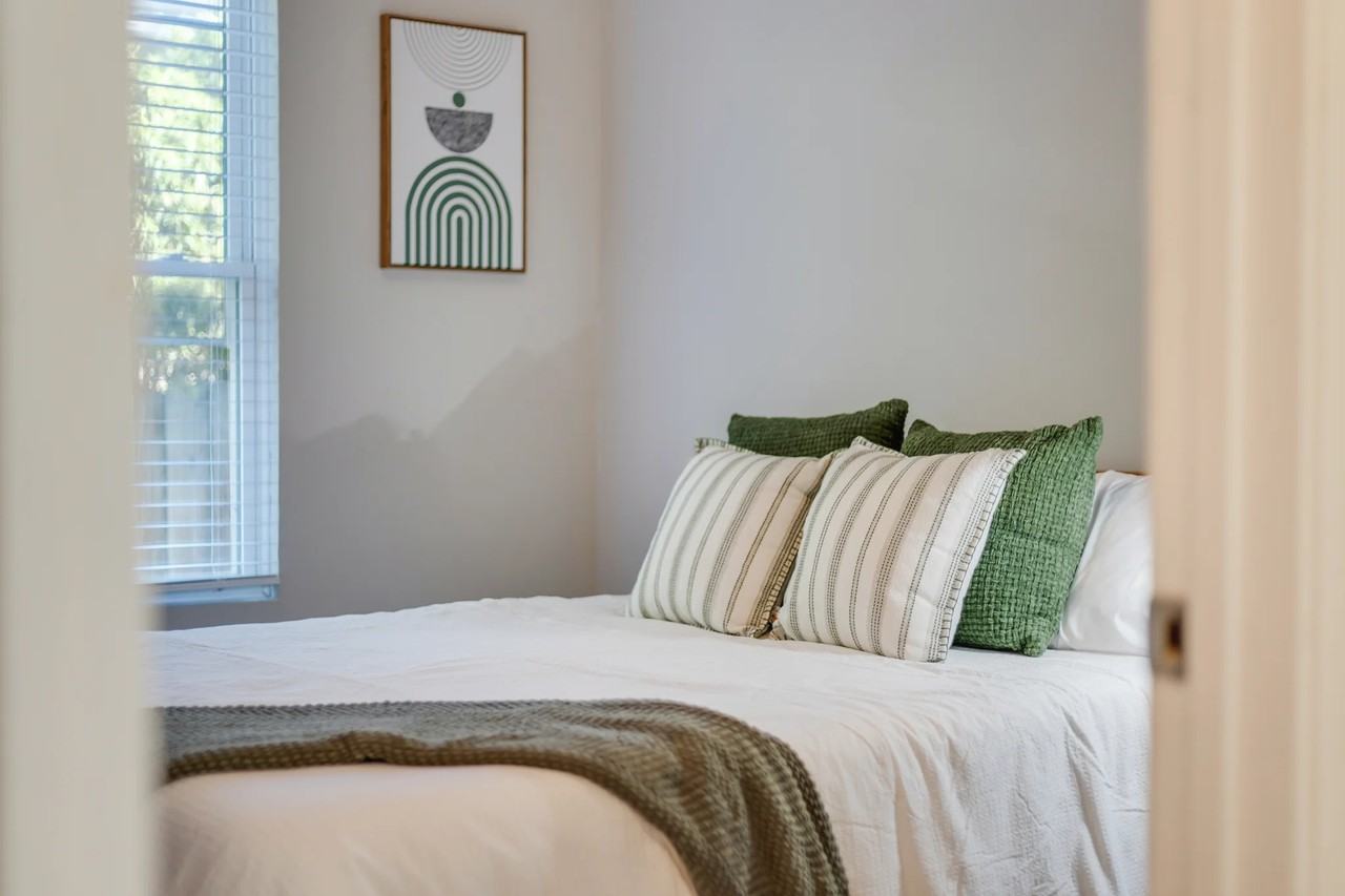 945 Palmetto Ave Sw - Photo 5 of 20