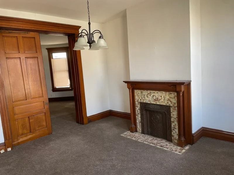 127 Ludlow St - Photo 2 of 5