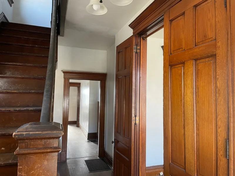 127 Ludlow St - Photo 3 of 5