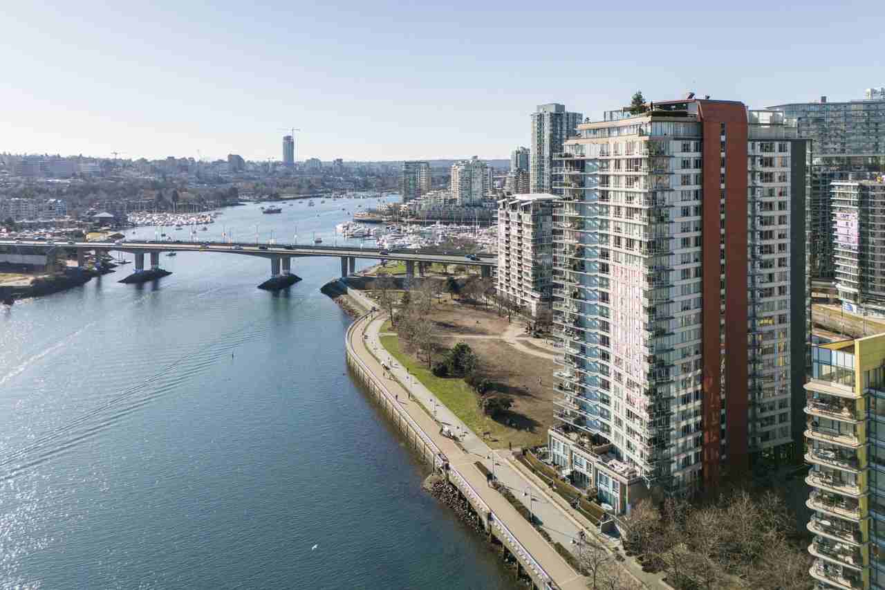 8 The Flagship - Photo 2 of 29