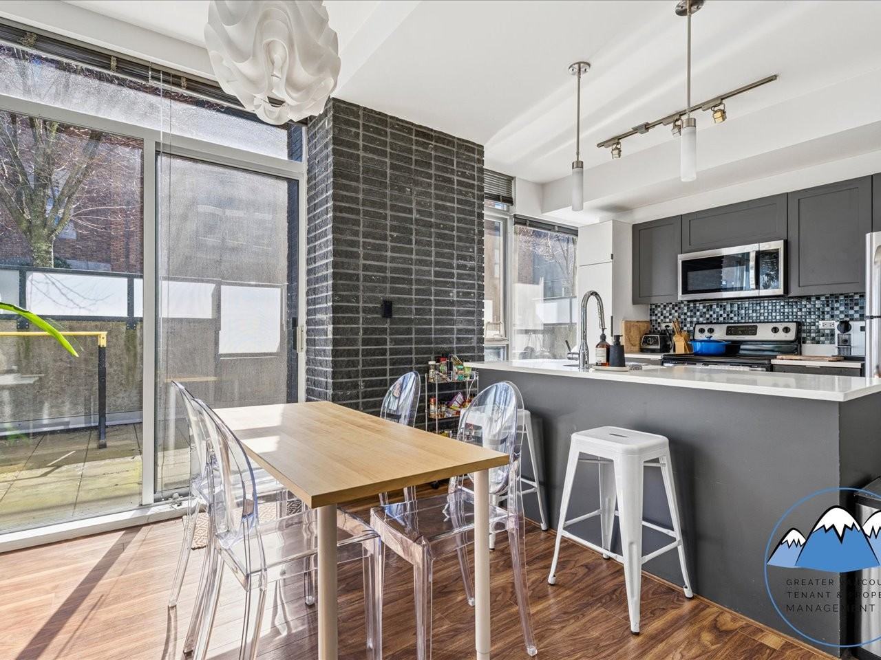 2523 Quebec St - Photo 5 of 22