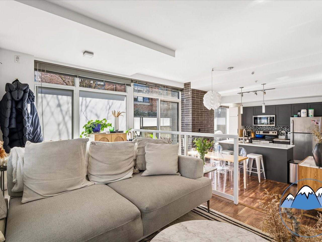 2523 Quebec St - Photo 7 of 22