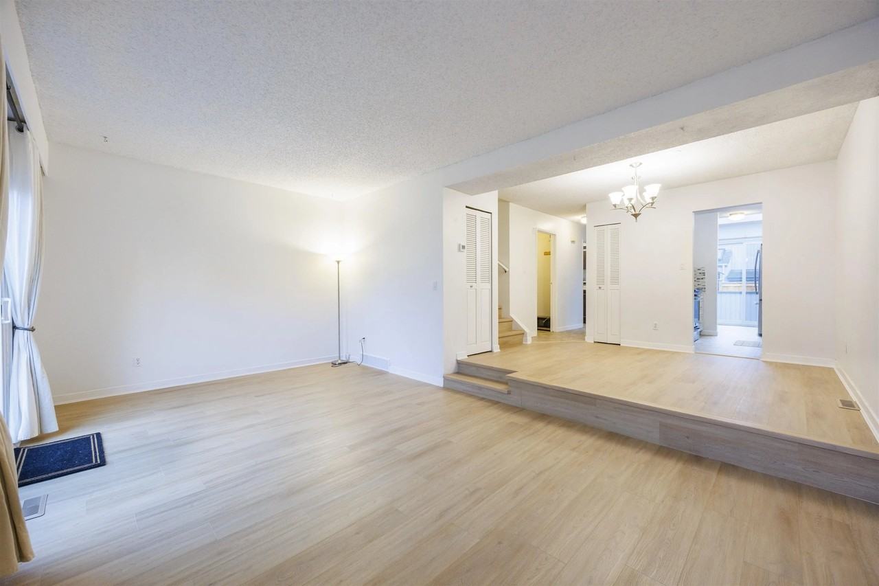 19022 119b Ave - Photo 2 of 27