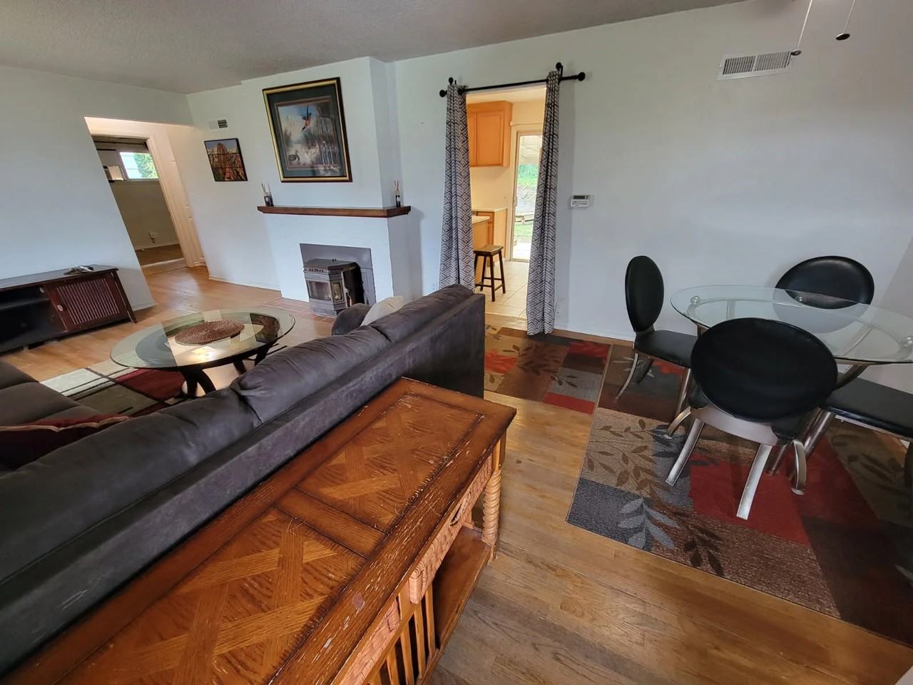 2419 Veldee Ave - Photo 3 of 6