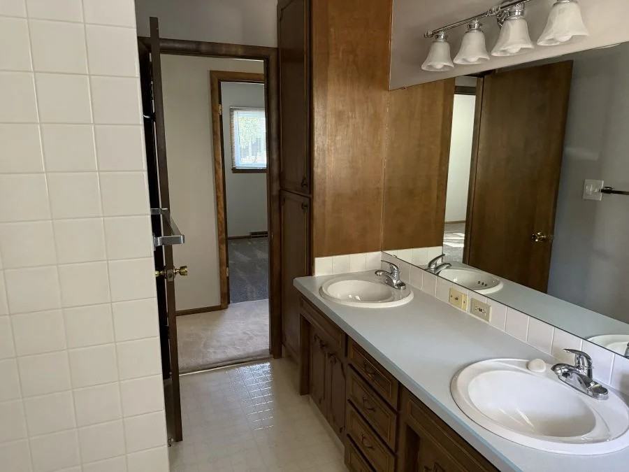 406 Horn Ave - Photo 6 of 16