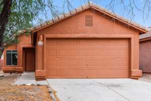 featured image of 6903 S Creek Run Ave