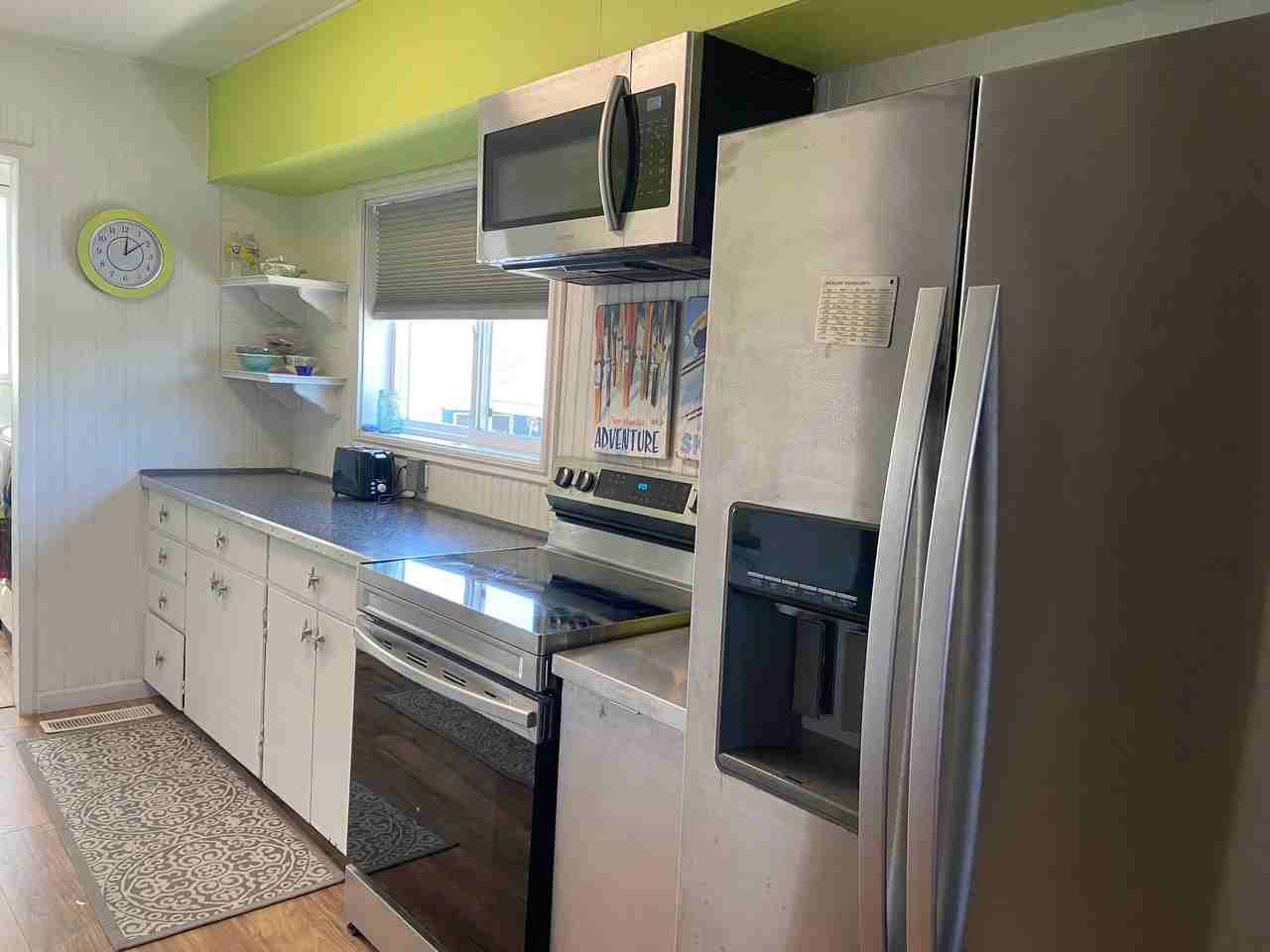 717 10th Ave - Photo 2 of 17