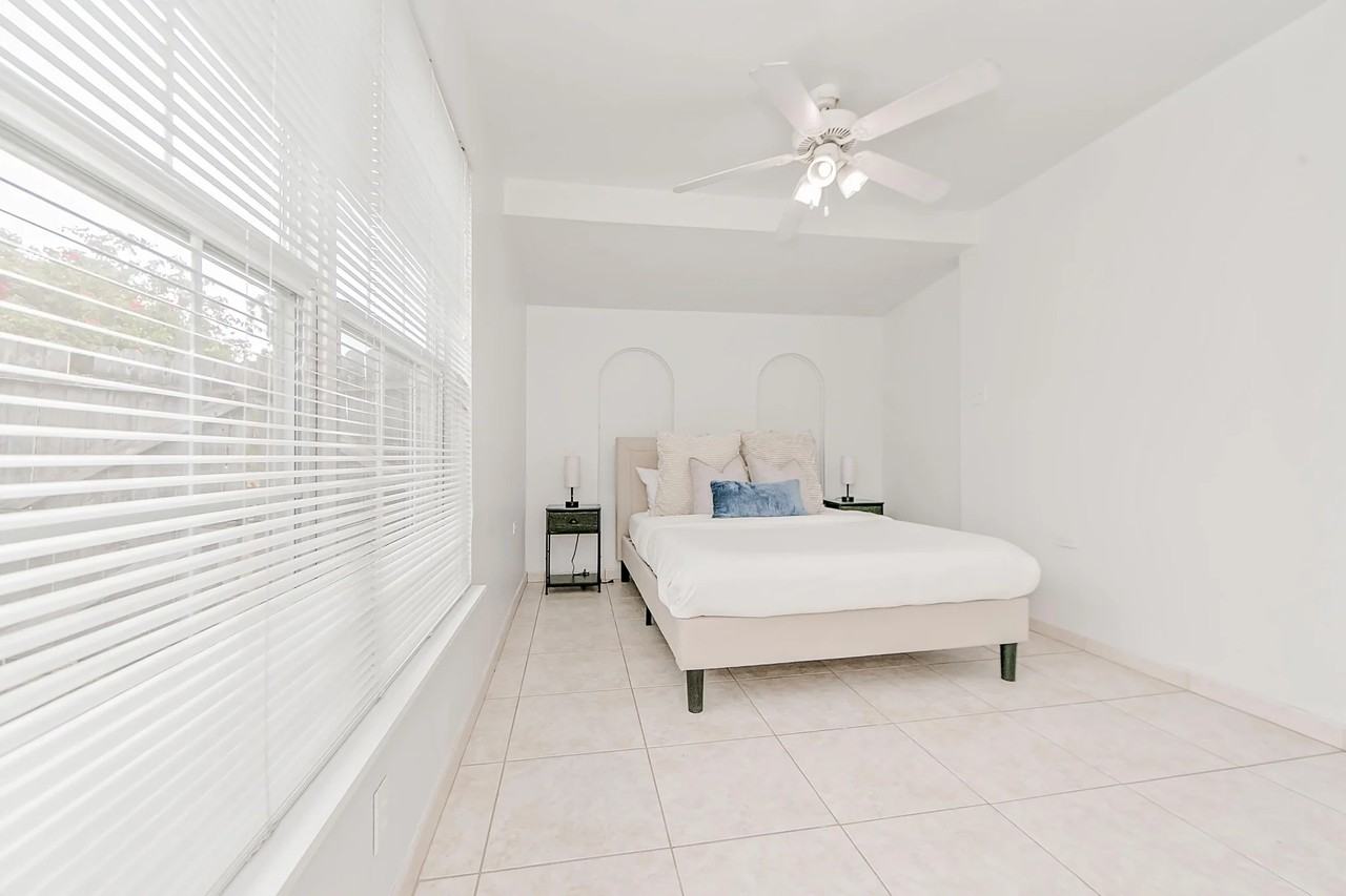 918 Murdock Blvd - Photo 5 of 12