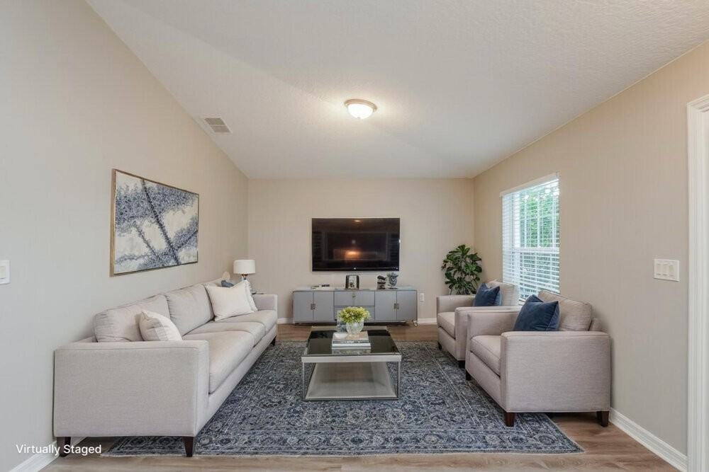 828 Cabaret Ct - Photo 3 of 19