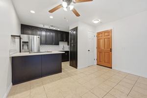 featured image of 2360 Hosp Way #129