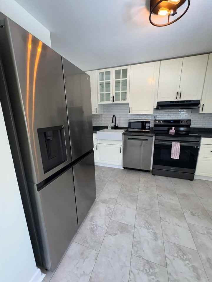 1 Fitch Ln - Photo 2 of 20