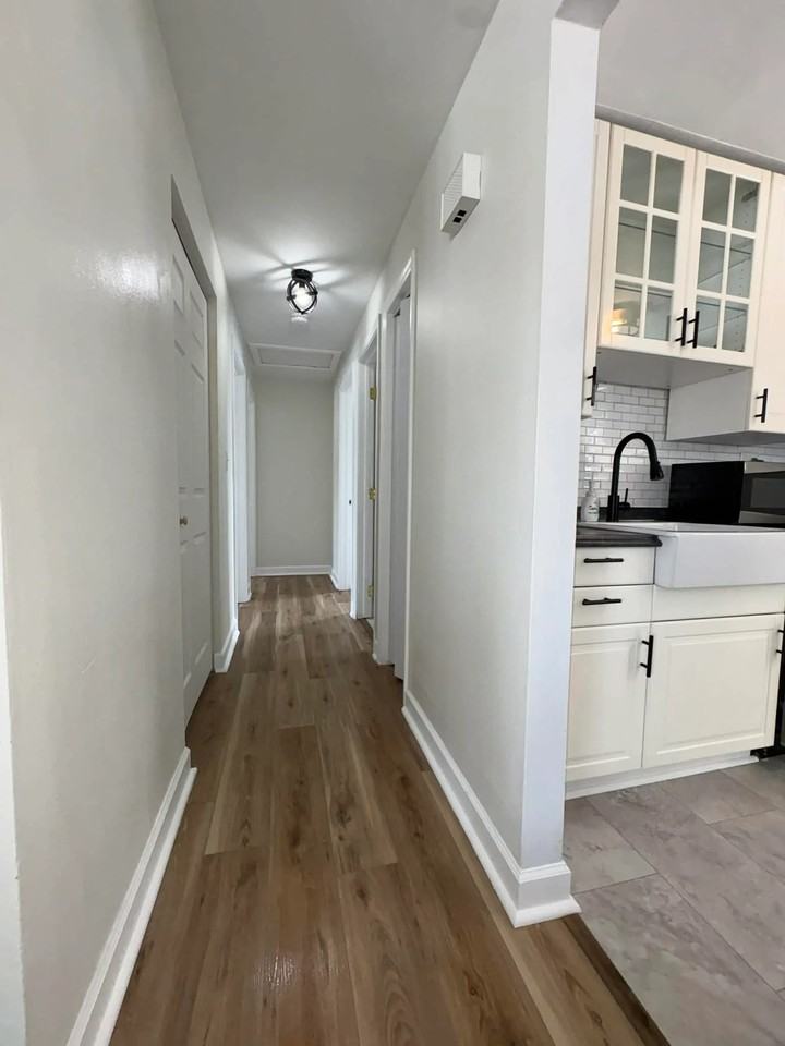 1 Fitch Ln - Photo 3 of 20