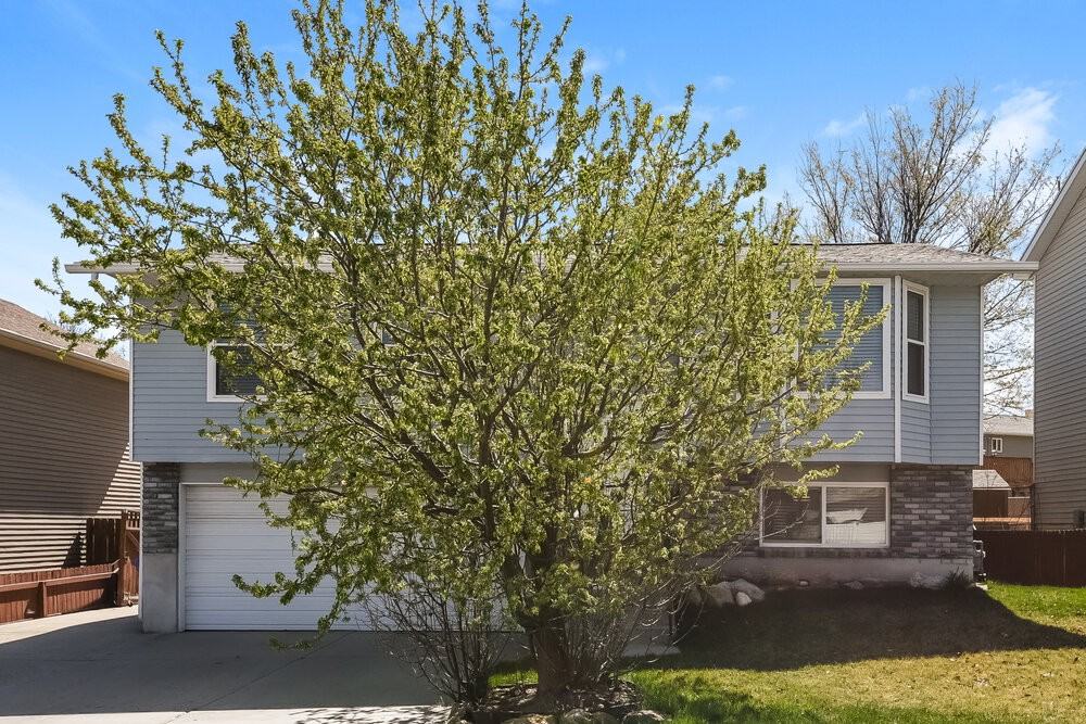 4901 W Banquet Ave - Photo 4 of 17