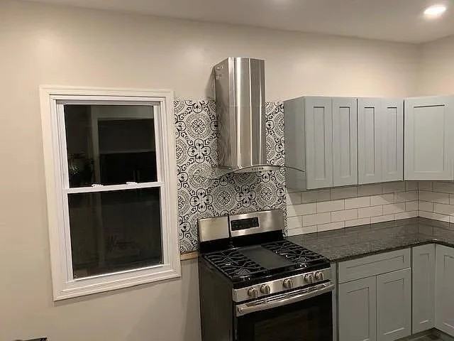35 Irving Ave #35-37 - Photo 2 of 12