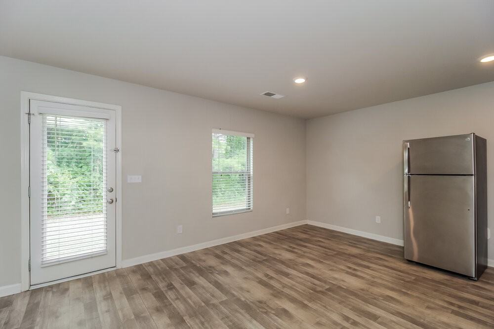 3019 Chris Cir - Photo 6 of 19