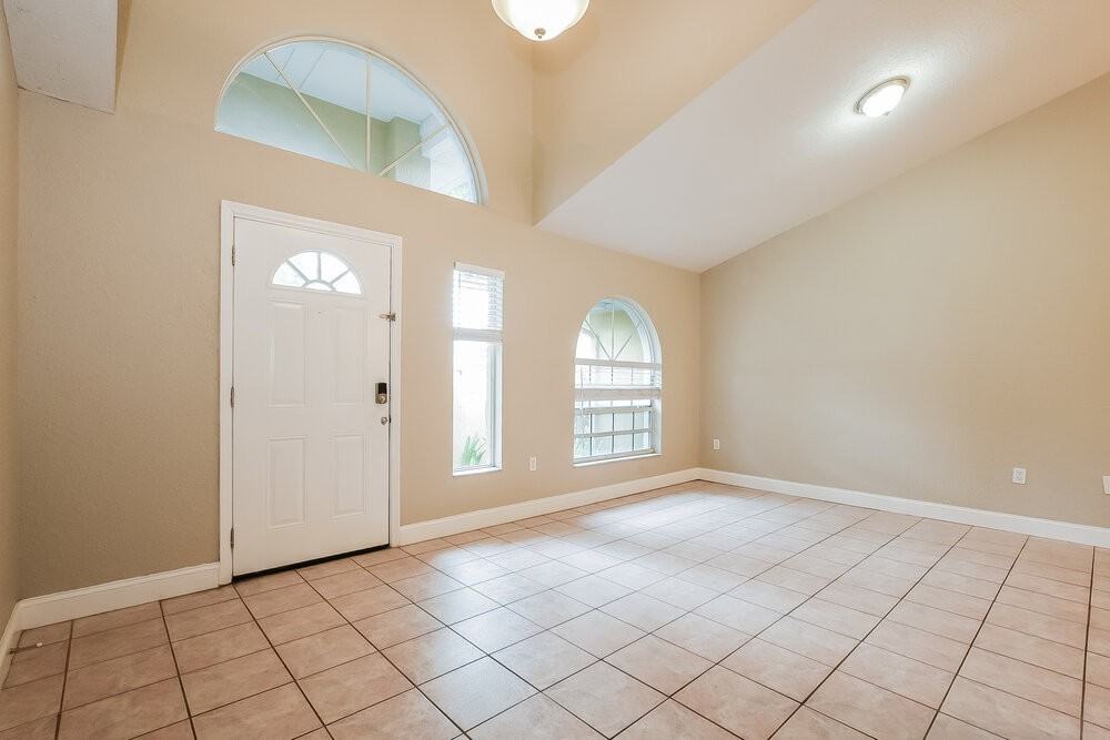 264 Daisy Estates Dr - Photo 3 of 16