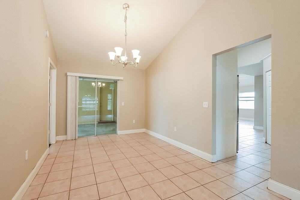 264 Daisy Estates Dr - Photo 5 of 16