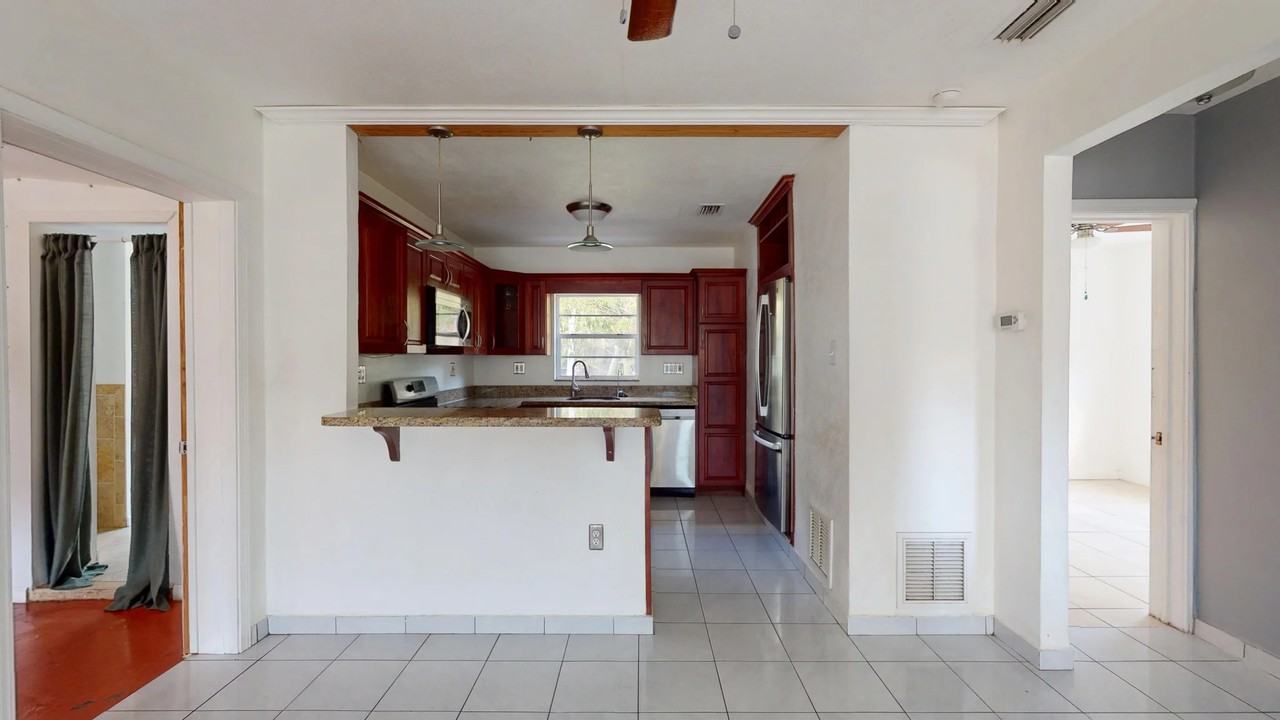 26945 Shannahan Rd - Photo 5 of 13