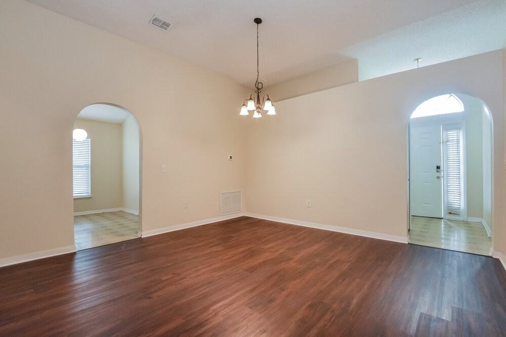 792 Lake Doe Blvd - Photo 5 of 19