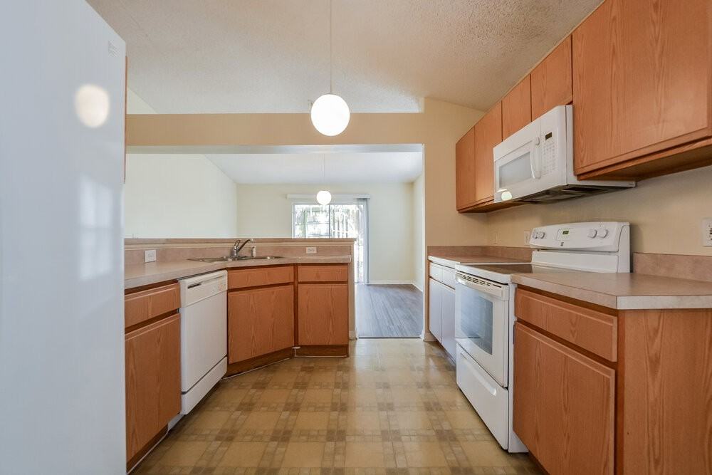 792 Lake Doe Blvd - Photo 6 of 19