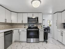 307 E Oak St #A - Photo 1 of 1