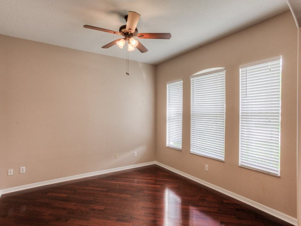 10508 Canary Isle Dr - Photo 3 of 17