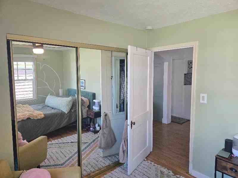 745 W Lennox St - Photo 3 of 19