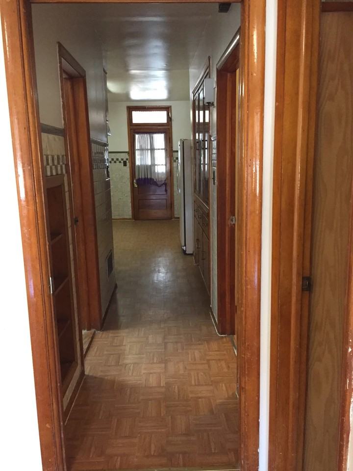 2934 S Keeley St #2 - Photo 3 of 18