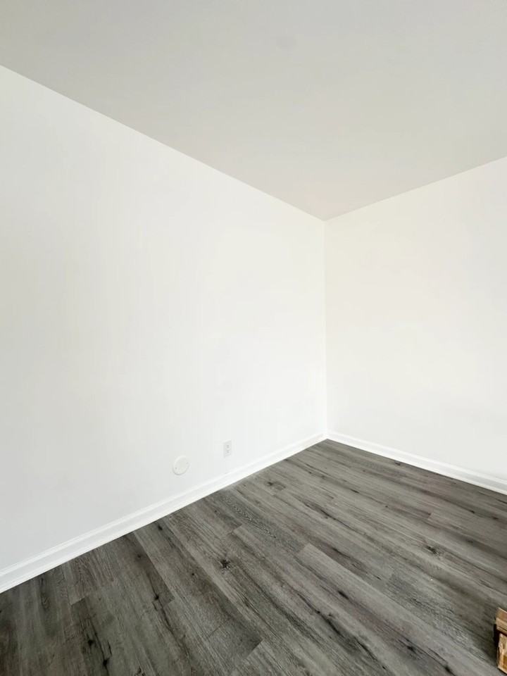 6795 N Paramount Blvd #14 - Photo 2 of 10