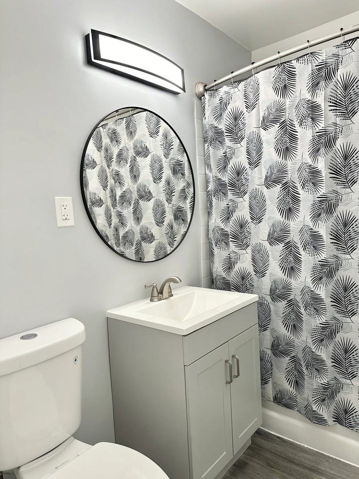 6795 N Paramount Blvd #14 - Photo 3 of 10