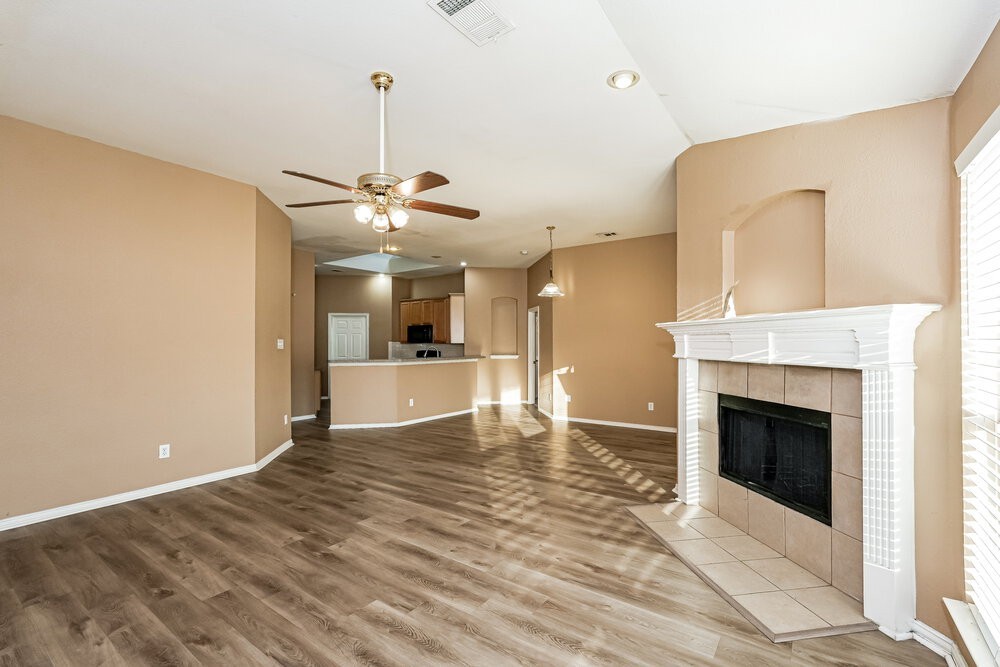 125 Hickman St - Photo 5 of 16