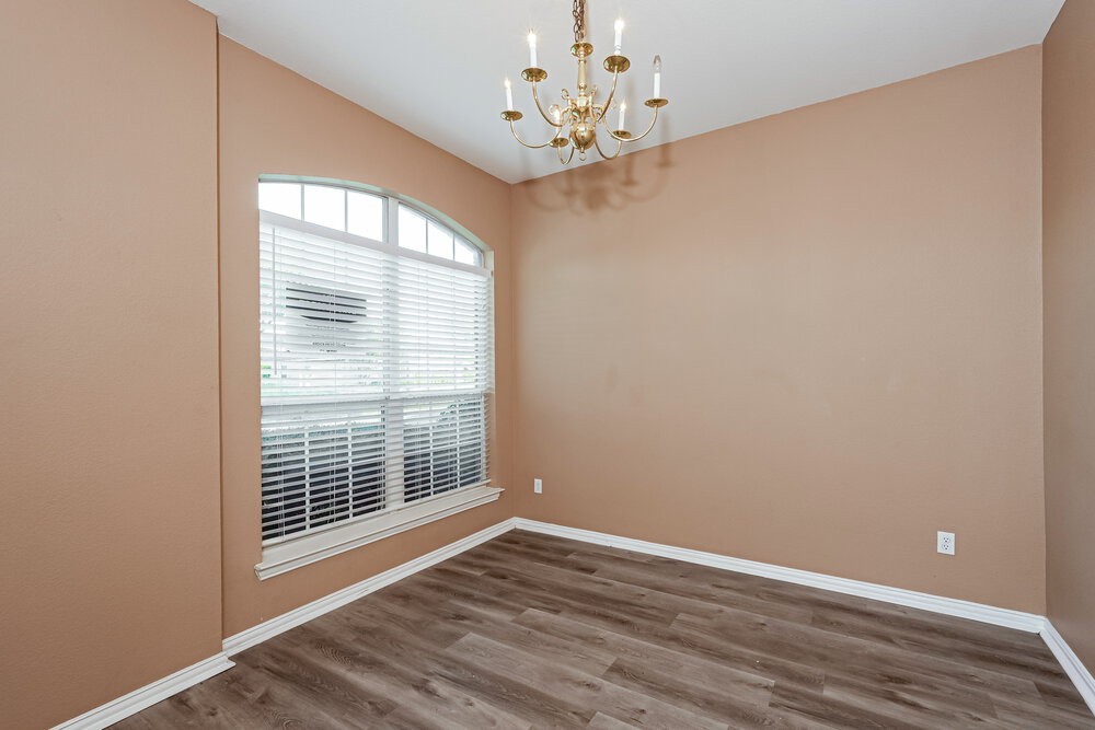 125 Hickman St - Photo 6 of 16