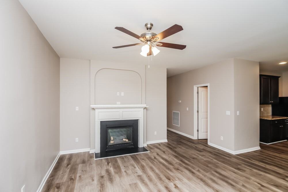 7622 Absinth Dr - Photo 4 of 17