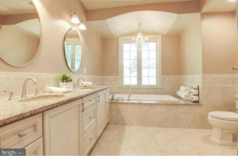 12037 Stuart Ridge Dr - Photo 3 of 41