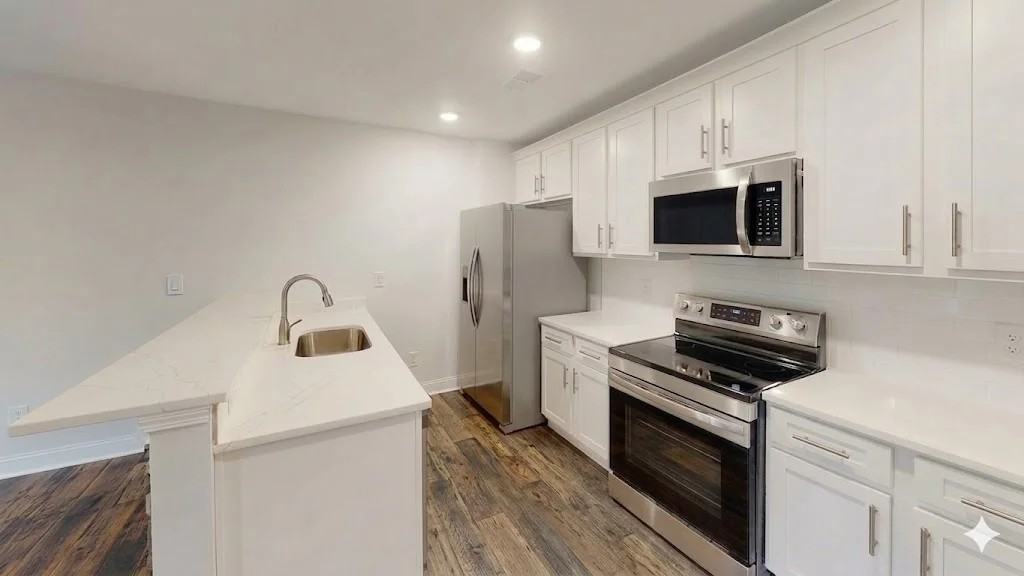 232 Winding Chestnut Dr - Photo 5 of 15