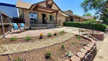 featured image of 1456 Roslyn St