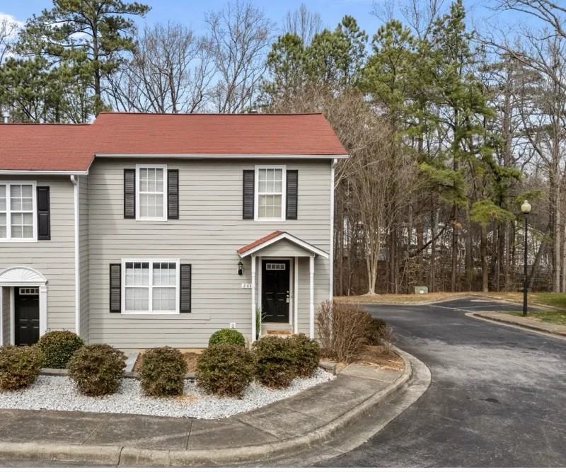 2810 Crestscene Trl - Photo 2 of 16