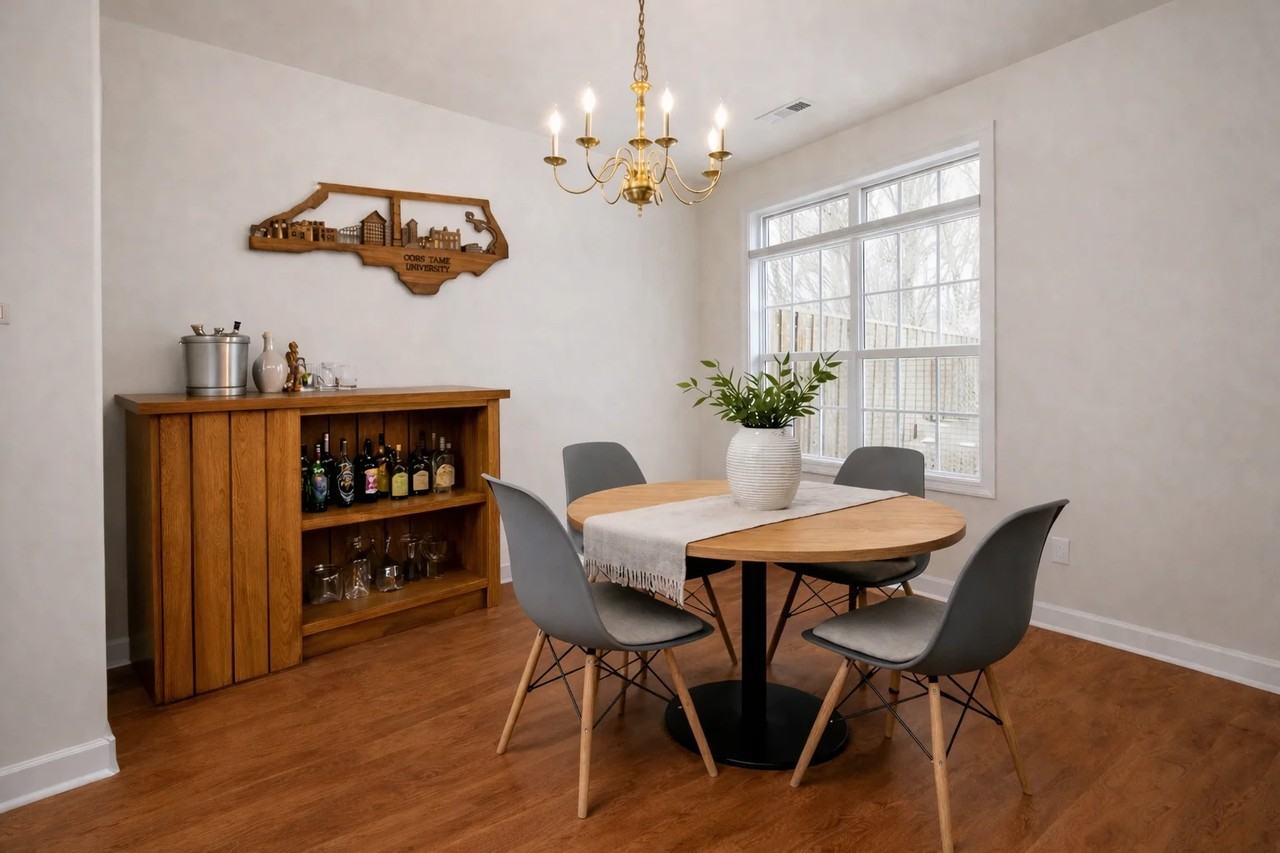 2810 Crestscene Trl - Photo 5 of 16