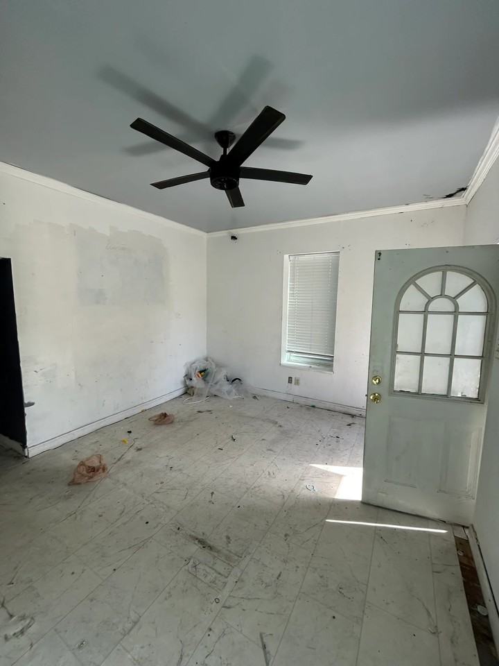 4330 Blair Ave - Photo 3 of 19