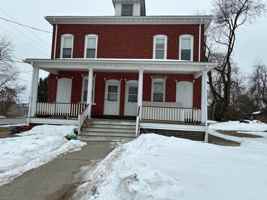 featured image of 375 Delaware St #B