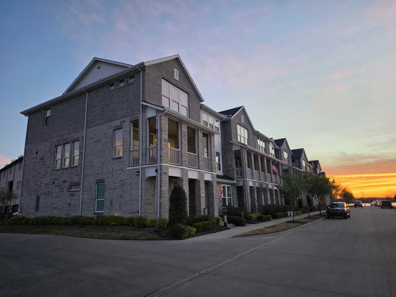 1328 Island Vista Dr - Photo 3 of 8